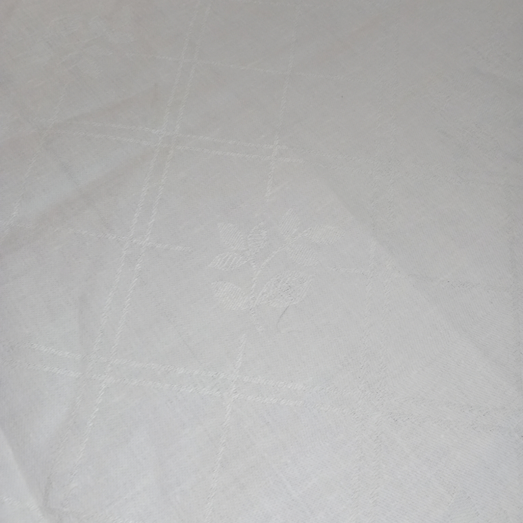 Скатерть белая, лен + хлопок, с жаккардом. СССР, Размер 136 х 165 см. Картинка 2